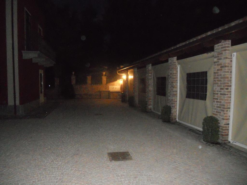 B&B Cascina Rossa Asti Bagian luar foto