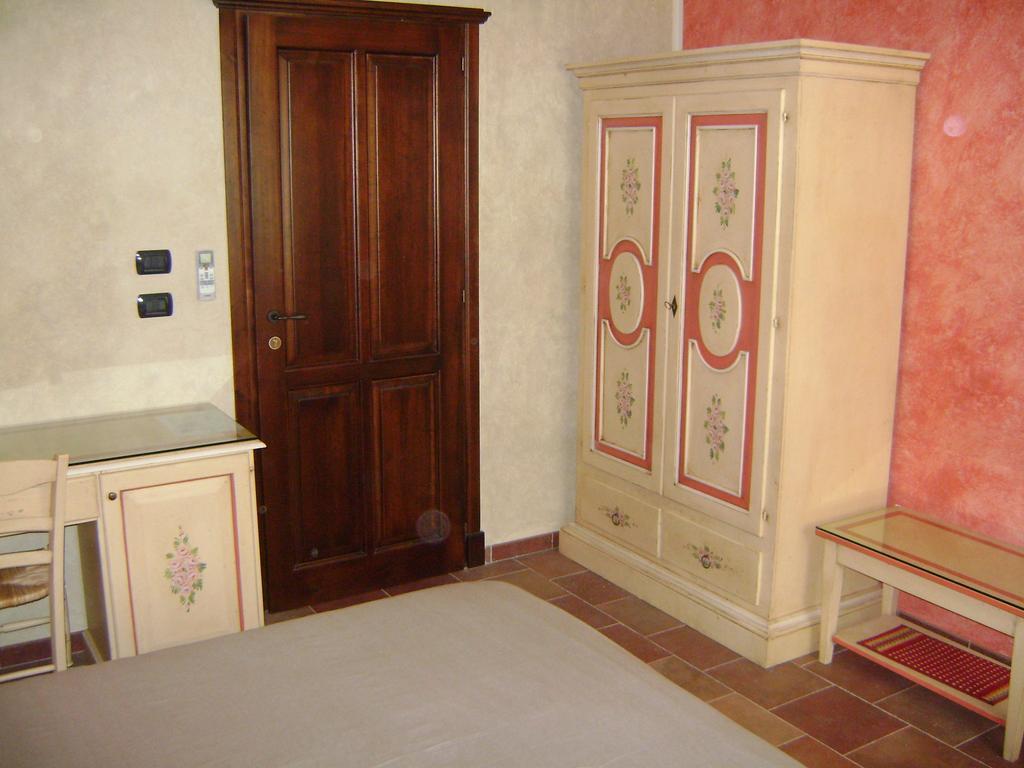 B&B Cascina Rossa Asti Bagian luar foto